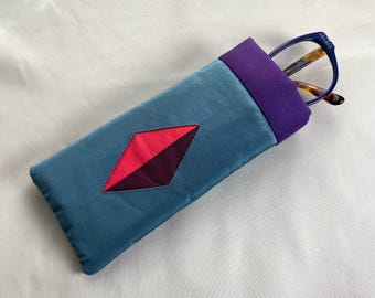 Native American Osage hand-sewn Ribbonwork padded glasses/sunglasses case