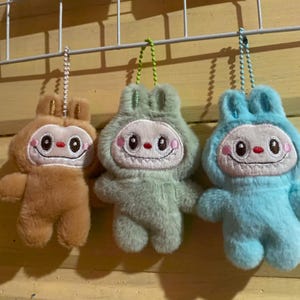 Słodki pluszowy brelok do kluczy z kreskówek, wisiorek do torby Kawaii dla uczniów, zabawka na prezent dla dziewczynek