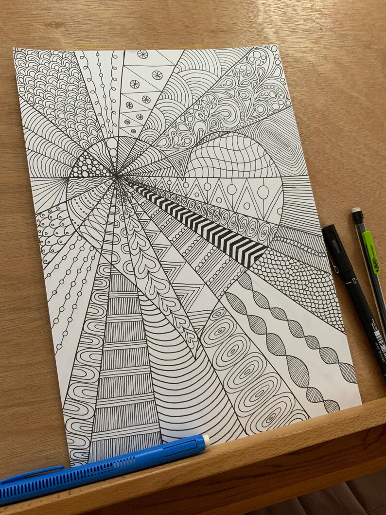 Heart Rays Colouring Page - Etsy