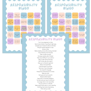 Peut inclure: Trois feuilles de jeu Responsibility Bingo avec une bordure festonnée bleu clair. Deux feuilles présentent une grille de carrés colorés avec du texte et des icônes, tandis que la troisième liste les tâches de responsabilité en colonne.