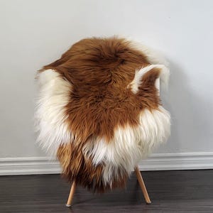 Natural Icelandic Sheepskin Fur Rug New House Gift Real Wool Blanket Humanely Sourced Lambskin Seat Cover Housewarming Present Carpet