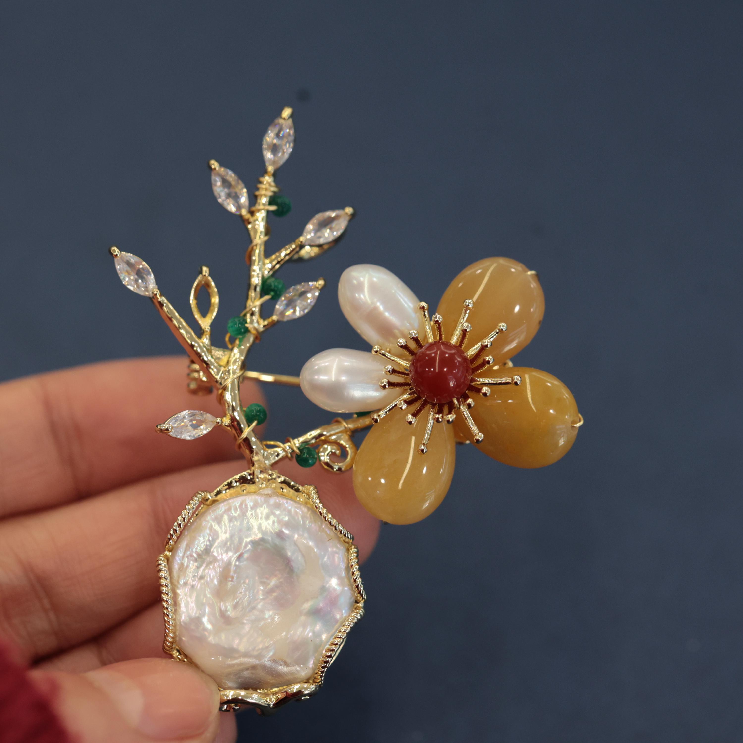 Baroque Pearl Flower Brooch, 14K Gold-filled Pin, Handmade Jewelry