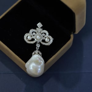 Baroque Pearl Brooch: 14K Gold Filled Victorian Style Pin