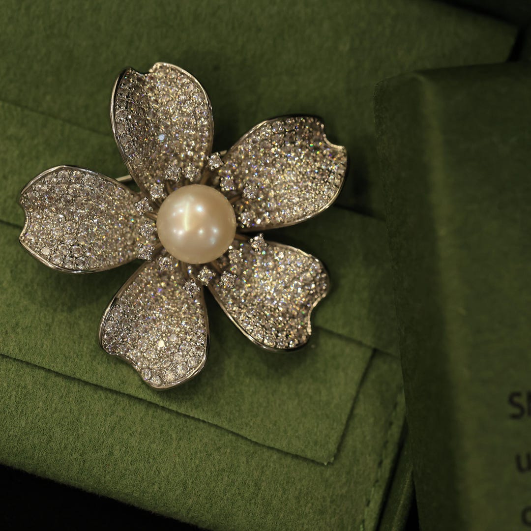 White Freshwater Pearl Flower Brooch, Elegant Suit Lapel Pin 