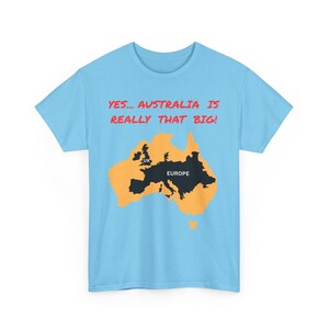 Oui, l'Australie est vraiment un grand t-shirt - Comparaison de cartes en t-shirt
