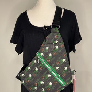 Moonlight Bigfoot Convertible Traveler Bag