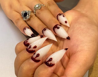 Halloween Bloody Claw Press On Nails, Gothic Acrylic Claw Nail for Cosplay, Long Vampire Stiletto Fake Nails, Reusable Glam Claw Nails