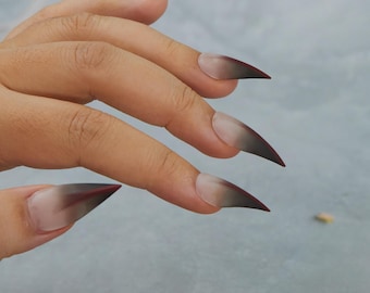 Uñas postizas con forma de garra en negro mate y rojo degradado, uñas postizas con forma de garra de vampiro, uñas con forma de garra gótica para Halloween, uñas oscuras y glamurosas para cosplay de bruja, uñas góticas