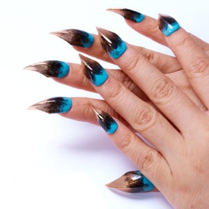 3D Peacock Green to Black Gradient Dragon Claw Press-On Nails | Gothic Claw Nails | Fox Nails | Cat Nails | Eagle Claw Nails | Cosplay Nails