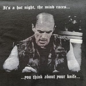 Eddie Sherman - It&#39;s a Hot Night... T-Shirt - Die Fatigues