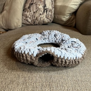 Handmade Crochet Snake Hide | Plush Reptile Bedding, Custom Colors, Ball Python Decor, Donut Shape
