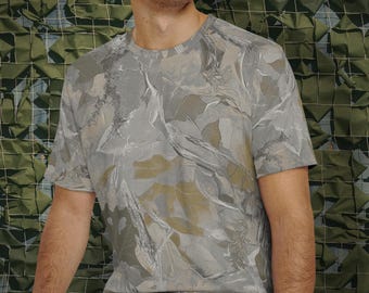 Men's Camo Print Tee: Real Tree Hunter Polyester T-Shirt