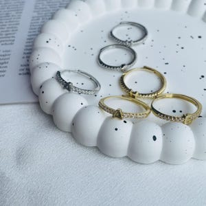 A~Z Buchstabenring, personalisierter Ring, schlicht und modisch, verstellbare Öffnung, handgefertigter Buchstabenring, Paarring, Muttertagsgeschenk