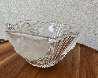 Vintage Frosted Fruit Pleated Glass Decorative/Snack Bowl