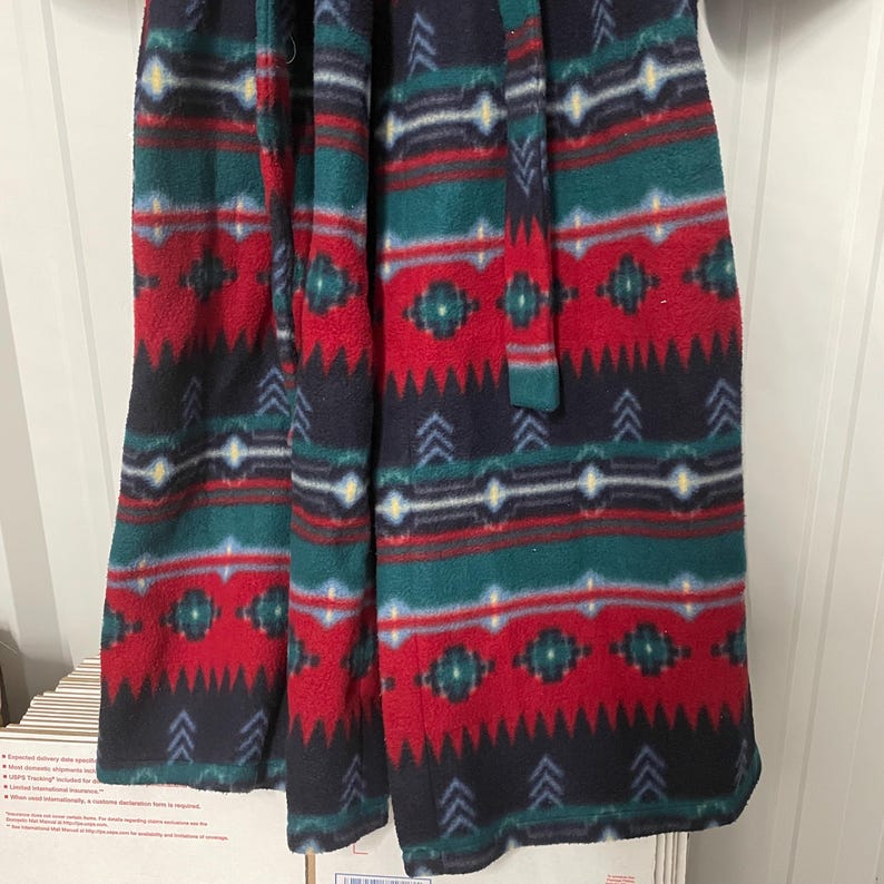 Aztec Print Robe Vintage 1980s-90s Vanity Fair Southwestern/aztec Print Women’s Robe ...
