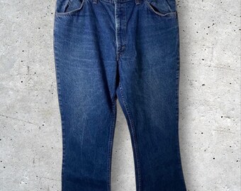 Vintage 1970s (1978) Levi’s Orange Tab Bell Bottom Jeans // 40x32