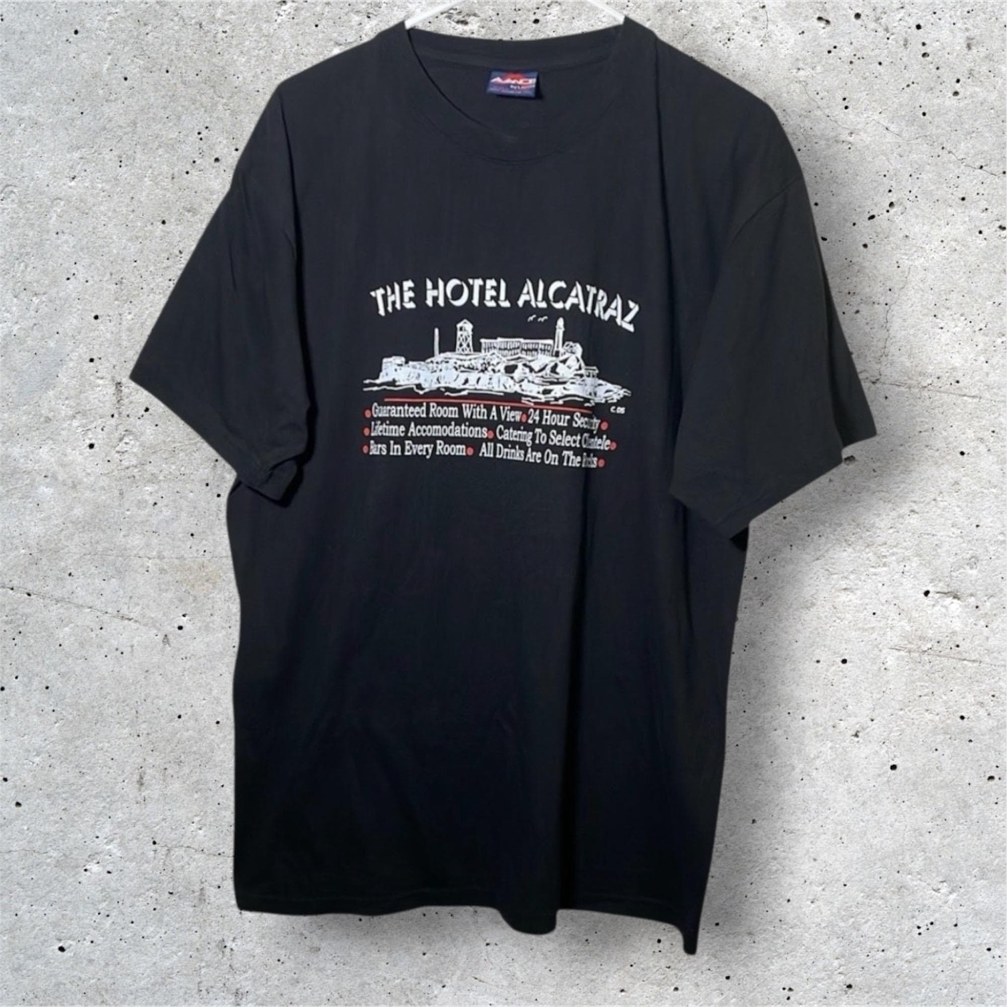 Vintage 1990s the Hotel Alcatraz Funny Souvenir Black T Shirt