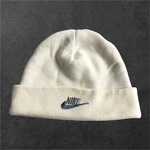 white nike skull cap