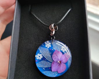 Real Hydrangea and Snowflake Resin Pendant Necklace: Purple Winter Floral Jewelry, Handmade Nature Gift