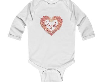 Body de bebé, diseño de corazón personalizado, mono con nombre personalizado, atuendo para bebé, regalo para recién nacido, regalo para baby shower, mameluco para niño pequeño