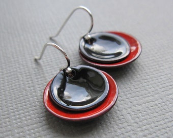 Red and Black Enamel Modern Minimalist Circle Earrings