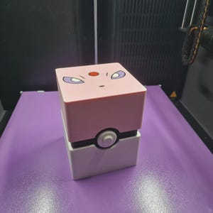 Espeon kortlekslåda – kortförvaring för 100 kort, tärningar och tokens