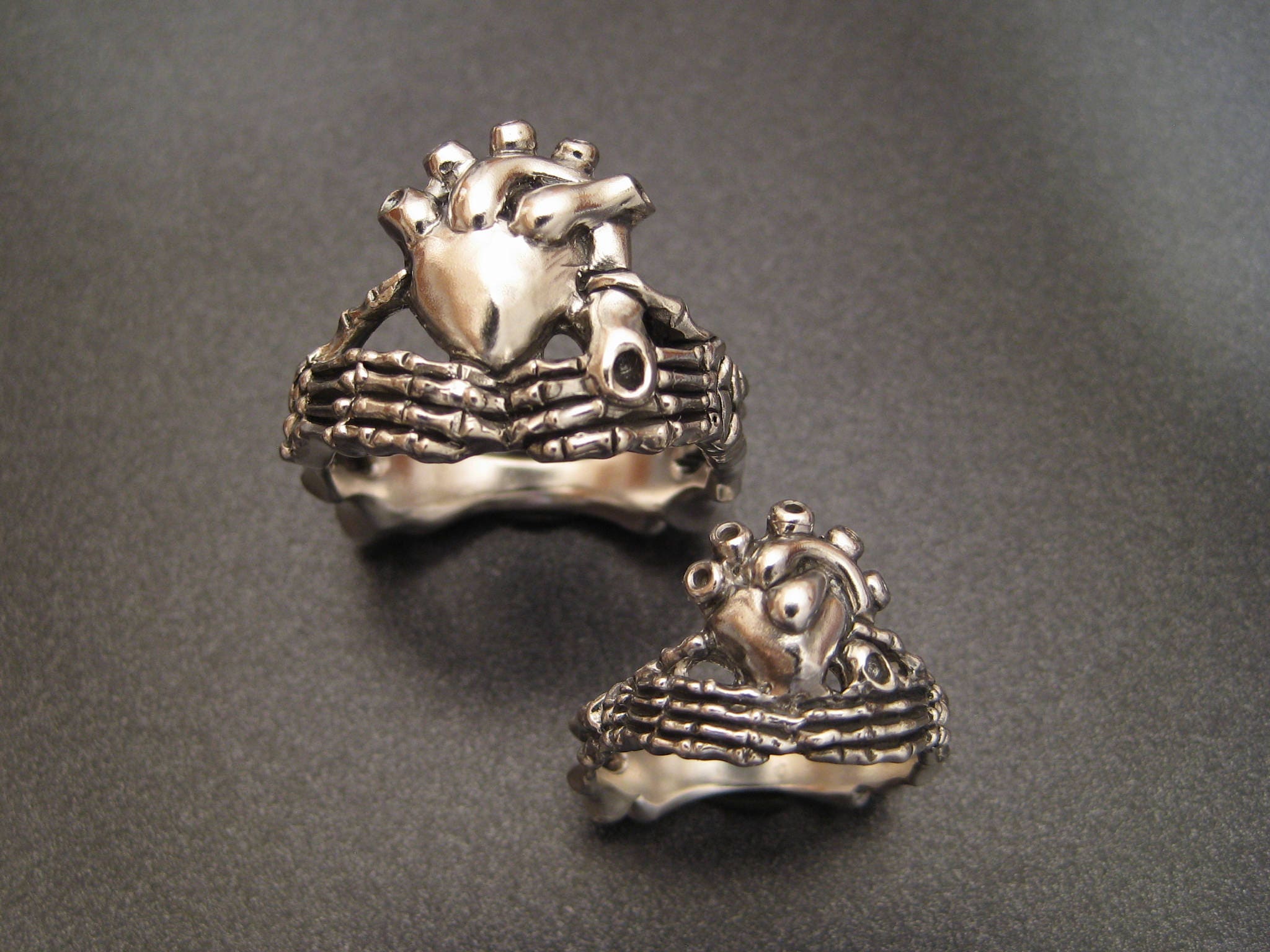 Large Skeletal Claddagh Ring - Etsy