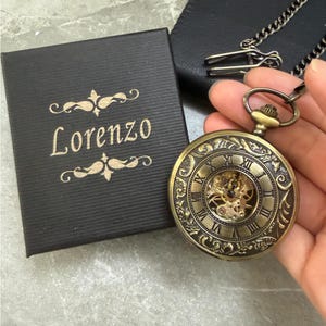 Op maat gegraveerd vintage mechanisch zakhorloge, ideaal als jubileum-, huwelijks- of verjaardagscadeau.