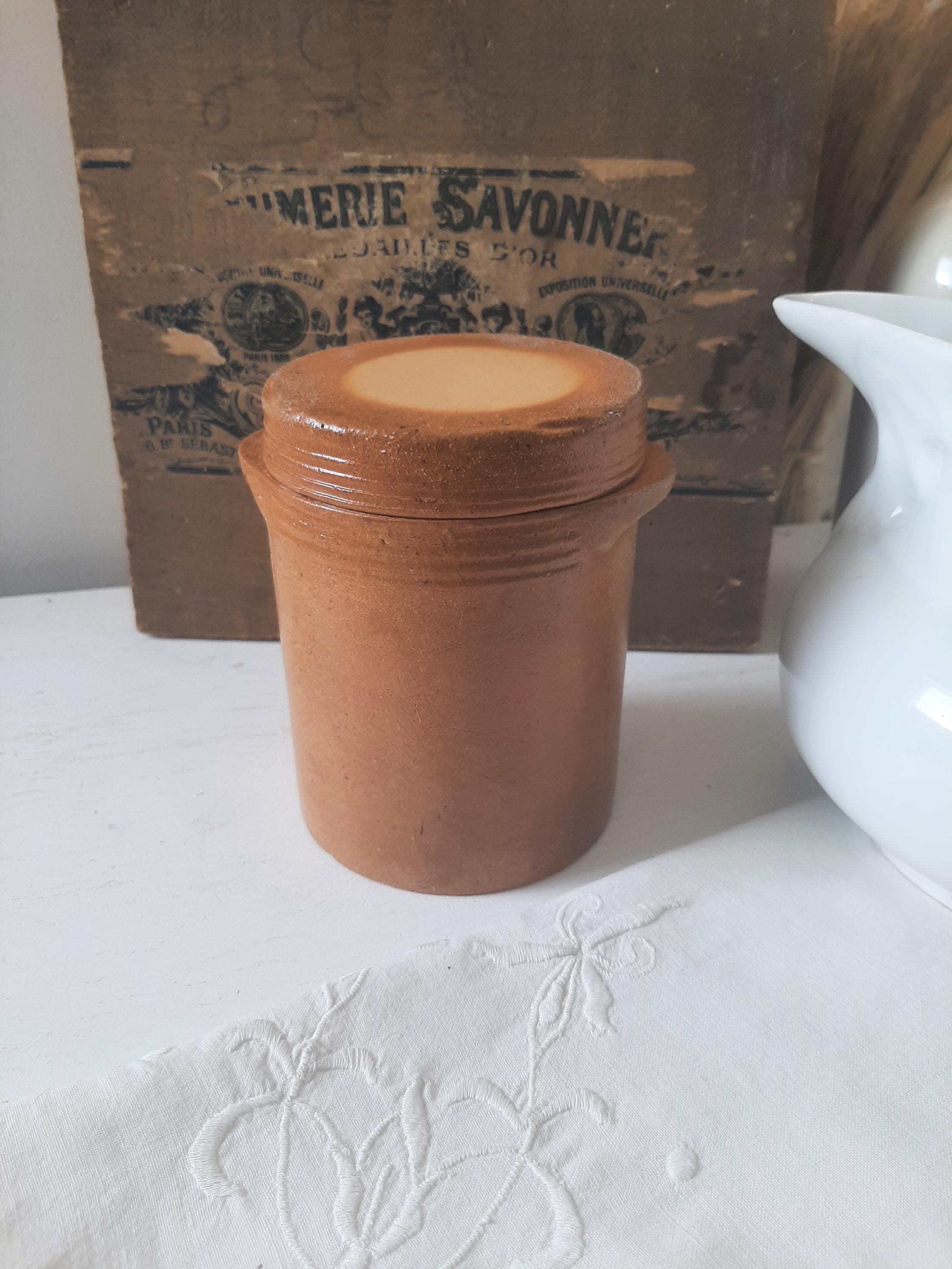 Petit Pot En Grès Avec Couvercle - Pot à Graisse Ou Saloir, Marron, Bon état à Nettoyer