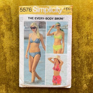 Patron de bikini vintage Simplicity 5576, 3 modèles, tailles S16/18 et B38/40