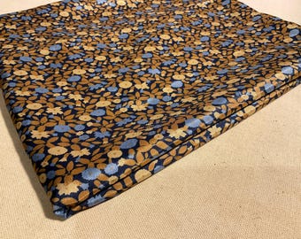 Vintage jaren 70/80 polyprint crêpe de Chine blauw, beige en bruin 3 yds