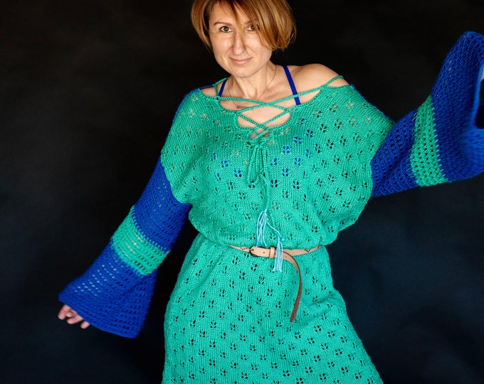 Featured listing image: Le vert et le bleu tunic