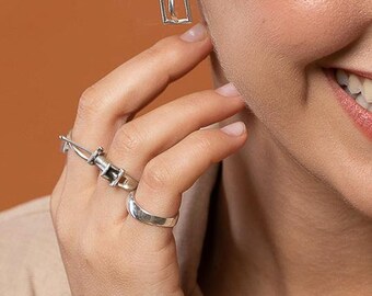 Geometric Statement Bar Ring in Black Silver