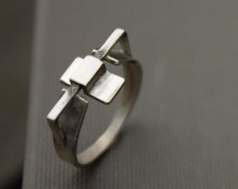Delicate Statement Sterling silver Ring with Geometric Rectangle Band