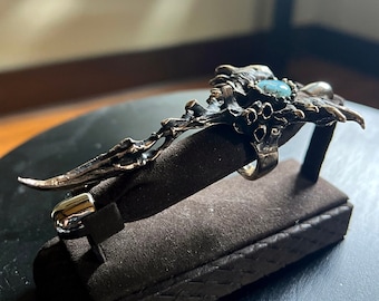 Anillo Cryptid Bronce Talla 9