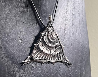 Colgante de ojo de eón en plata de ley