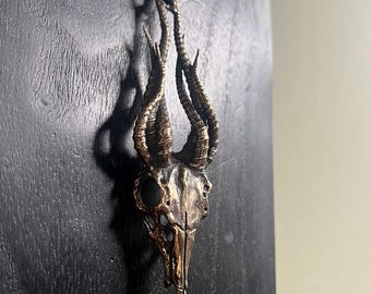 Colgante de Pesadilla de Bronce