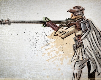 Op de afbeelding: Een handgetekend beeld van een persoon in een woestijn-outfit die een geweer vasthoudt. De persoon draagt een bruine hoed, een beige shirt en een lange bruine cape. De achtergrond is lichtbruin met een splatter-effect.
