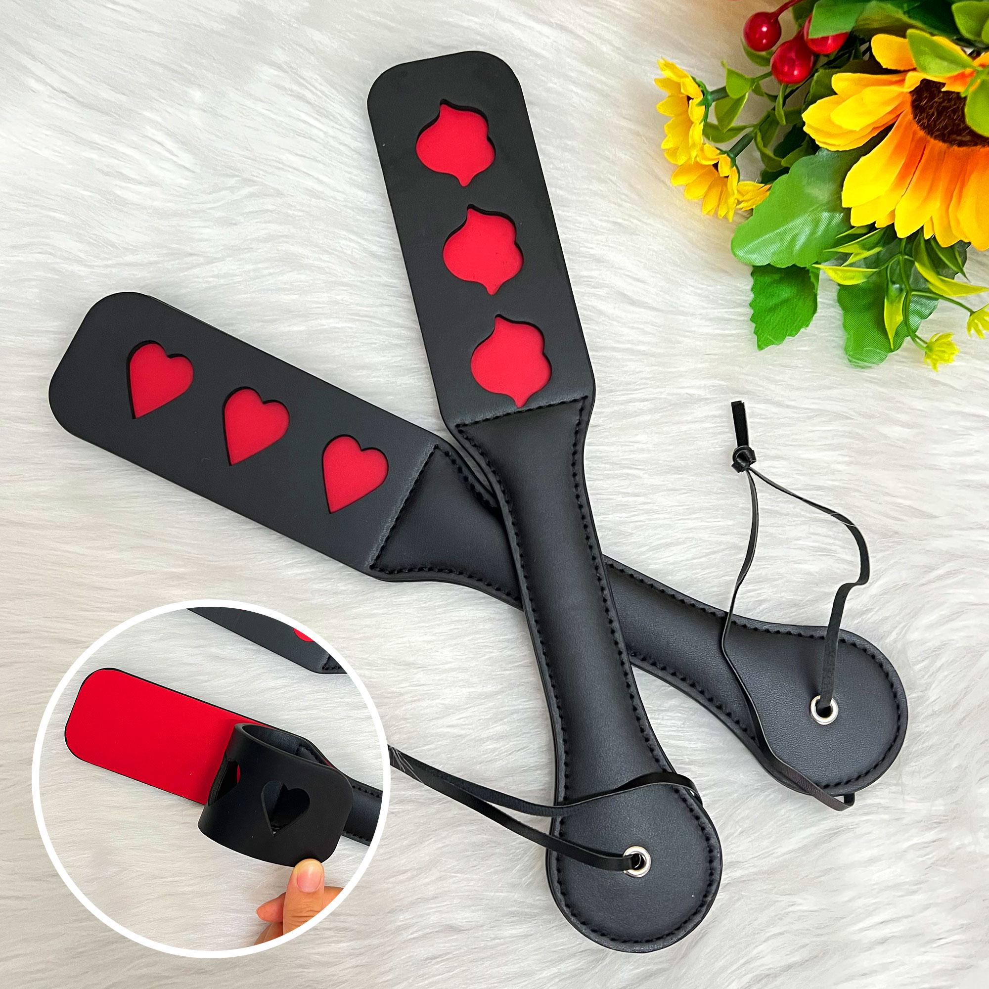 Leather Spanking BDSM Paddle Slapper,BDSM Bondage Mature Adult Toy,Double Layer Leather Hollow BDSM Paddle-With Heart-Shaped/Lip Print