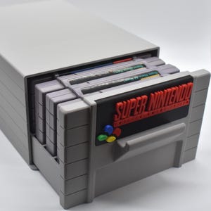 Super Nintendo (SNES) 10-Game Cartridge Box