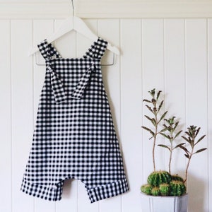Gingham overalls Easter romper Easter outfit / photo prop / unisex onsie / harem playsuit / toddler romper/ baby romper / baby shower gift