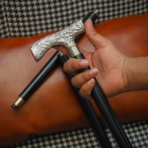 Engraved Silver Handle Walking Cane – Black Wooden Vintage Style Support Stick – Handmade Elegant Walking Aid – Formal Gentlemen’s Cane