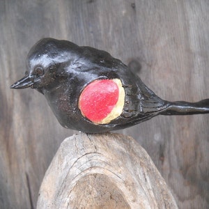 Stoneware Red Winged Blackbird image 2