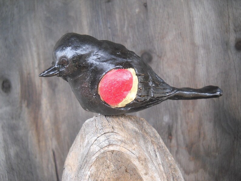 Stoneware Red Winged Blackbird image 2