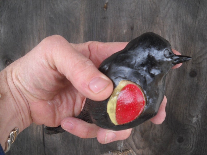 Stoneware Red Winged Blackbird image 3