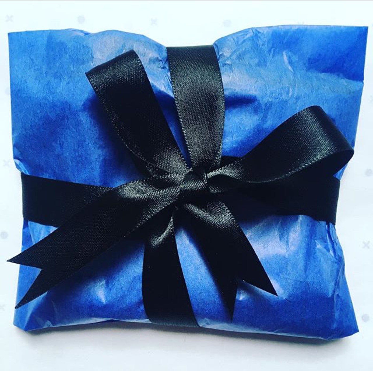blue glitter gift bags