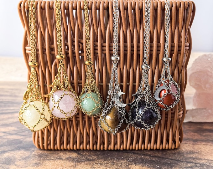 Crystal Holder Necklace with Randomly Colored Crystal, Adjustable Crystal Cage Necklace Gold & Silver, Birthday Gift, Boyfriend Gifts