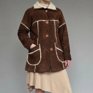 Women's Brown Shearling Suede Jacket, 70s Vintage Patchwork Button Front Coat, Boho Mid-Length Winter Car Coat, Luxury Gift For Her