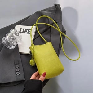Petit sac à bandoulière en cuir pour femme - Porte-monnaie léger pour téléphone, sac à bandoulière tendance, style voyage