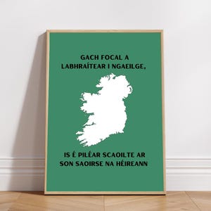 Impresión de pared "Libertad irlandesa" [SIN traducción al inglés] --- Póster de arte irlandés - Póster en idioma irlandés - En gaélico - Cita de la película "Rodilla"